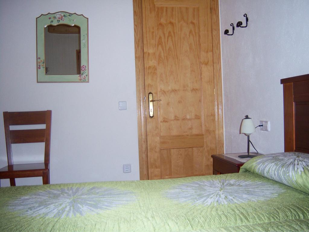منزل الضيف Llesuy  في Casa Rogel المظهر الخارجي الصورة